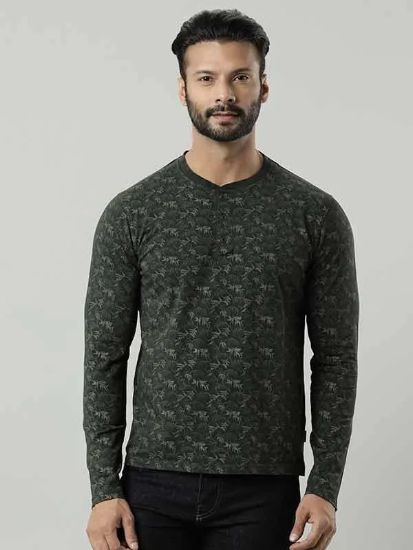 Men Printed Henley T-Shirt