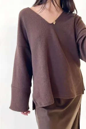 Natalie Busby Slouchy V-Neck Sweater in Espresso